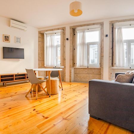 Belas Artes Apartments Porto Luaran gambar