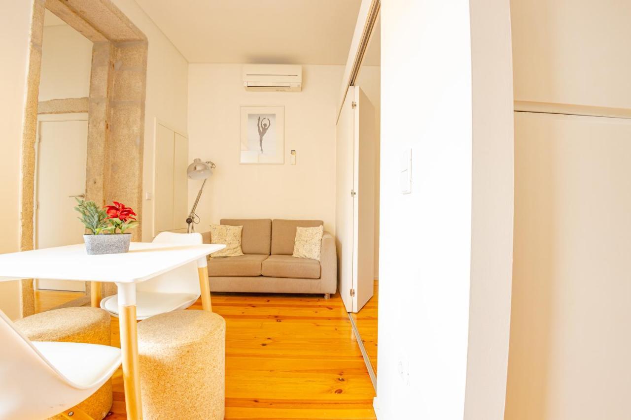 Belas Artes Apartments Porto Luaran gambar