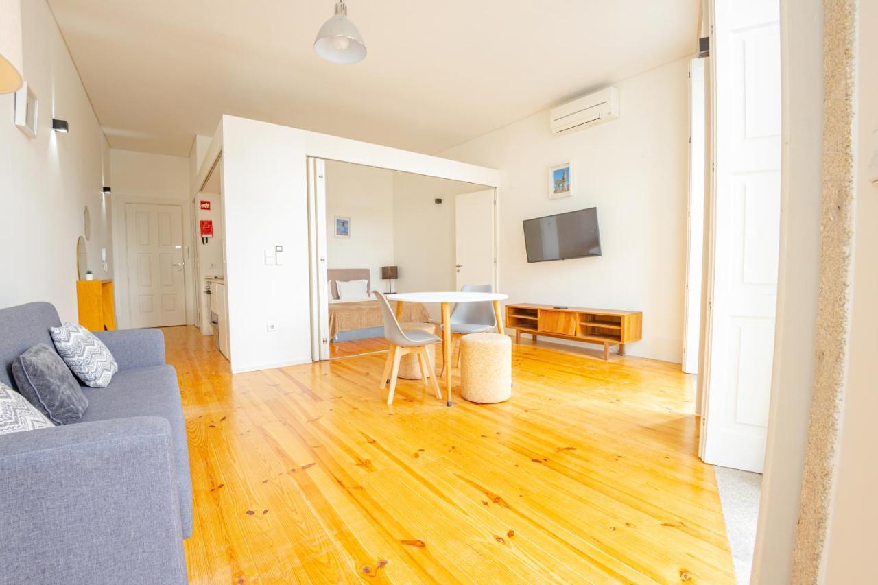 Belas Artes Apartments Porto Luaran gambar