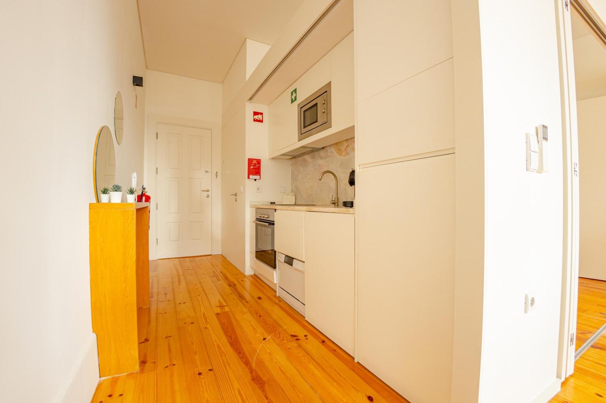 Belas Artes Apartments Porto Luaran gambar