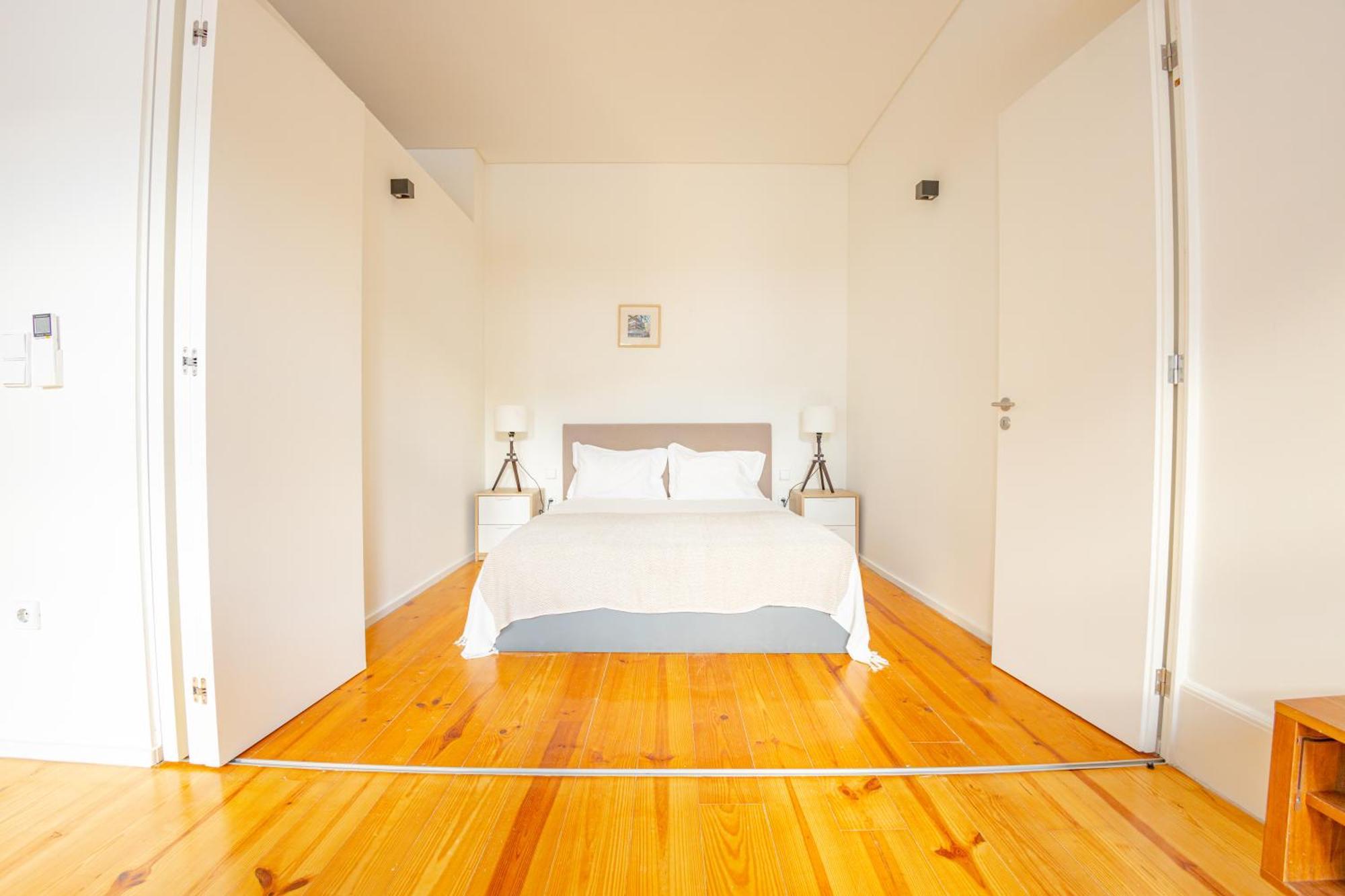 Belas Artes Apartments Porto Luaran gambar
