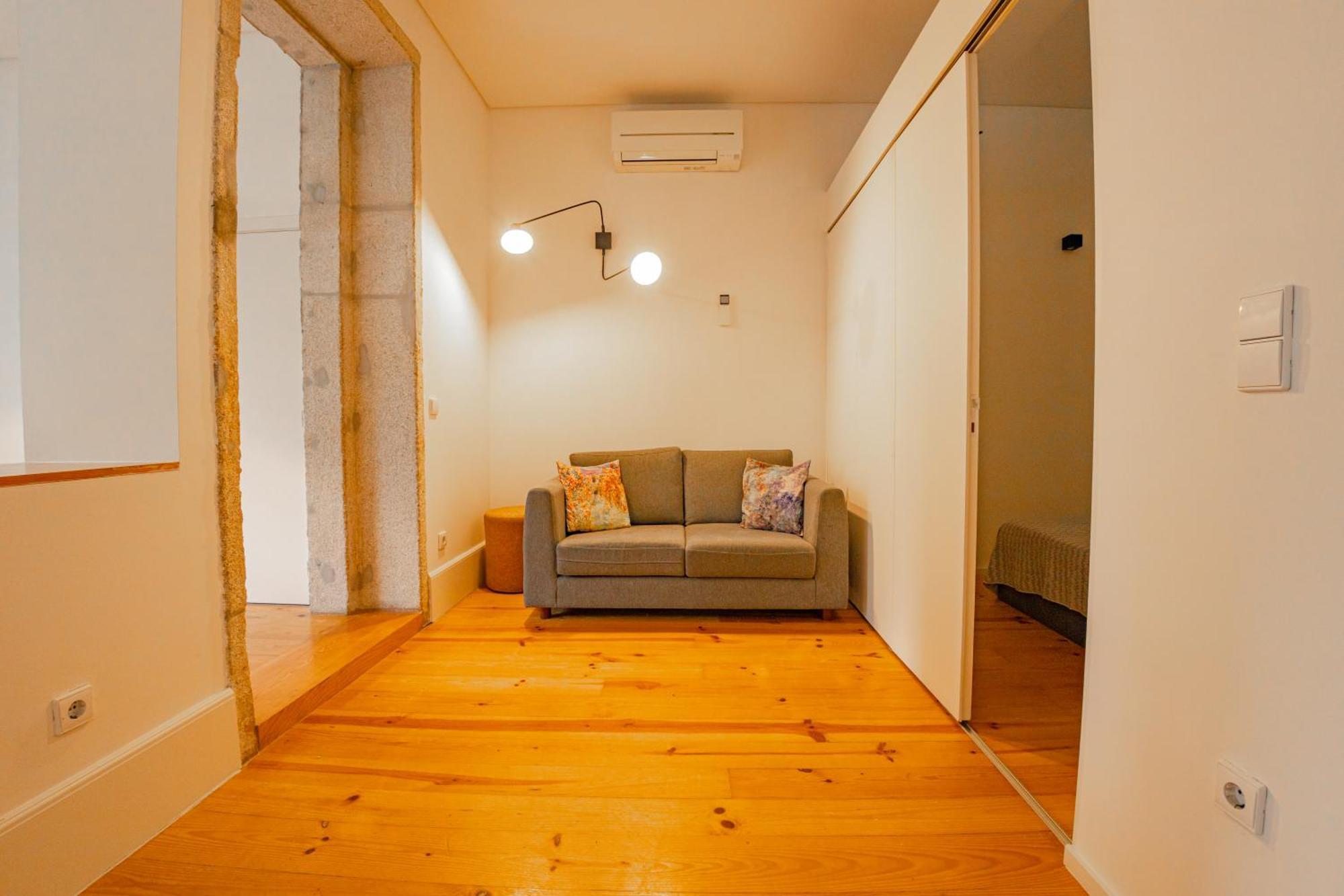 Belas Artes Apartments Porto Luaran gambar