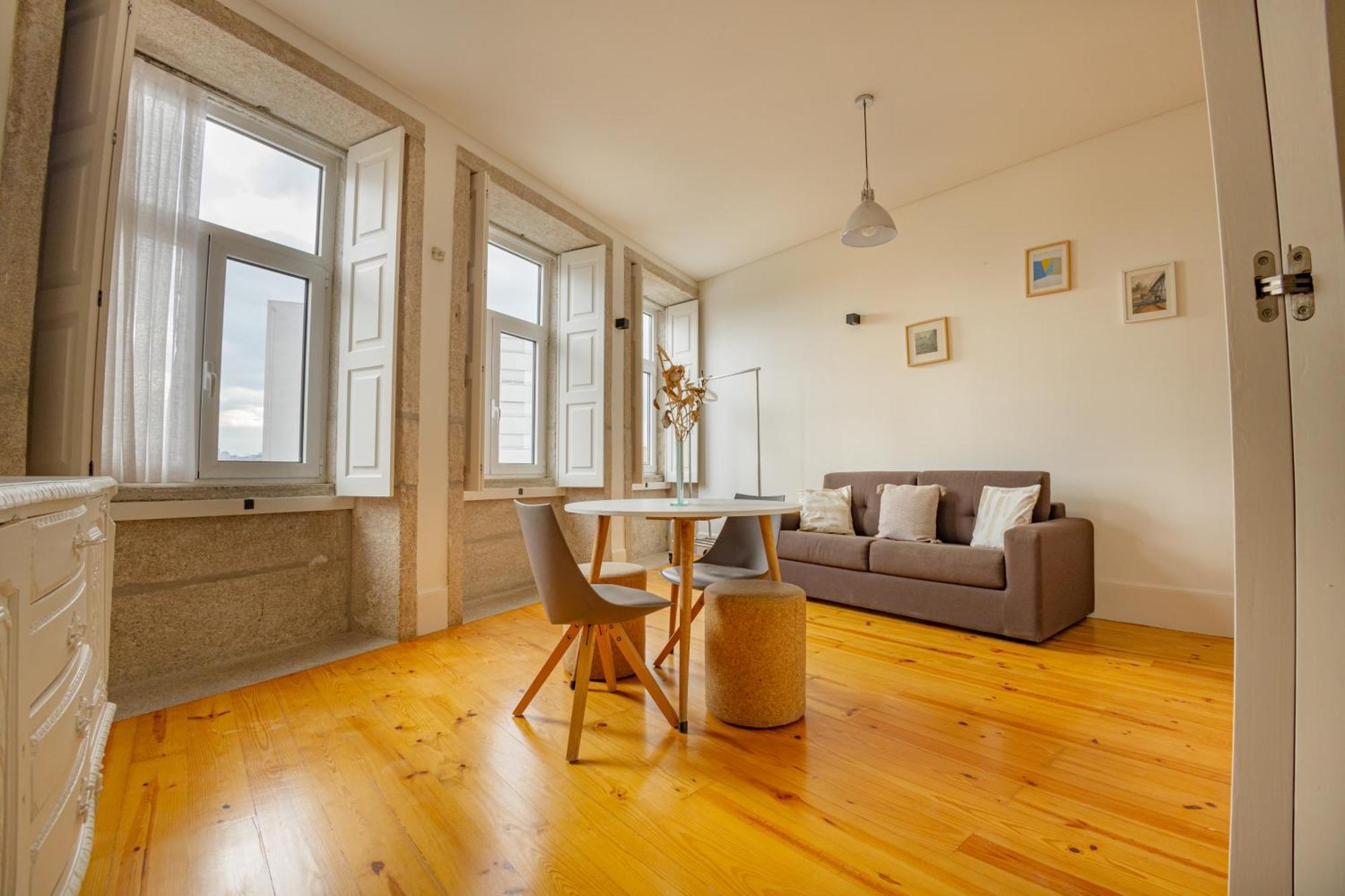 Belas Artes Apartments Porto Luaran gambar