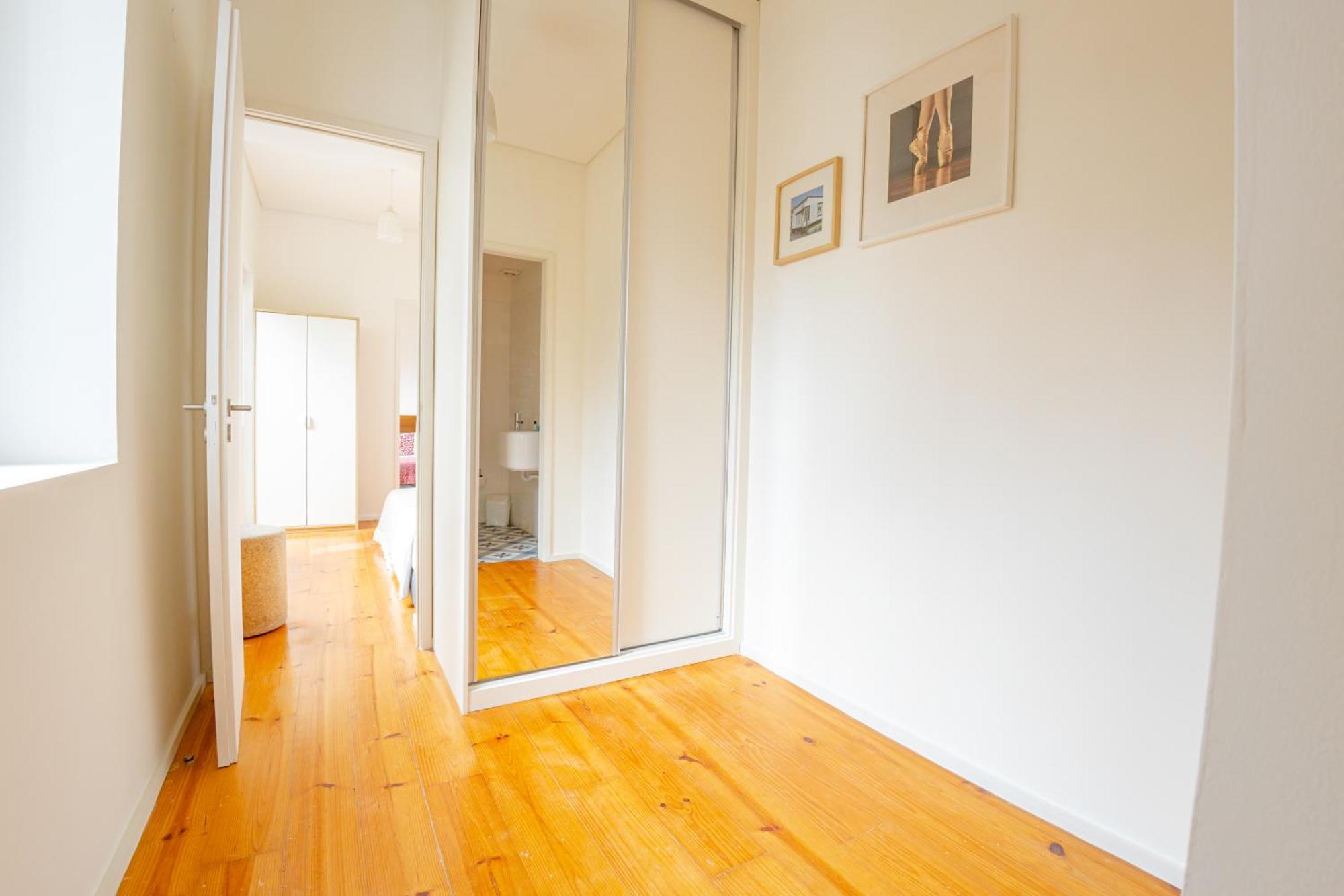 Belas Artes Apartments Porto Luaran gambar