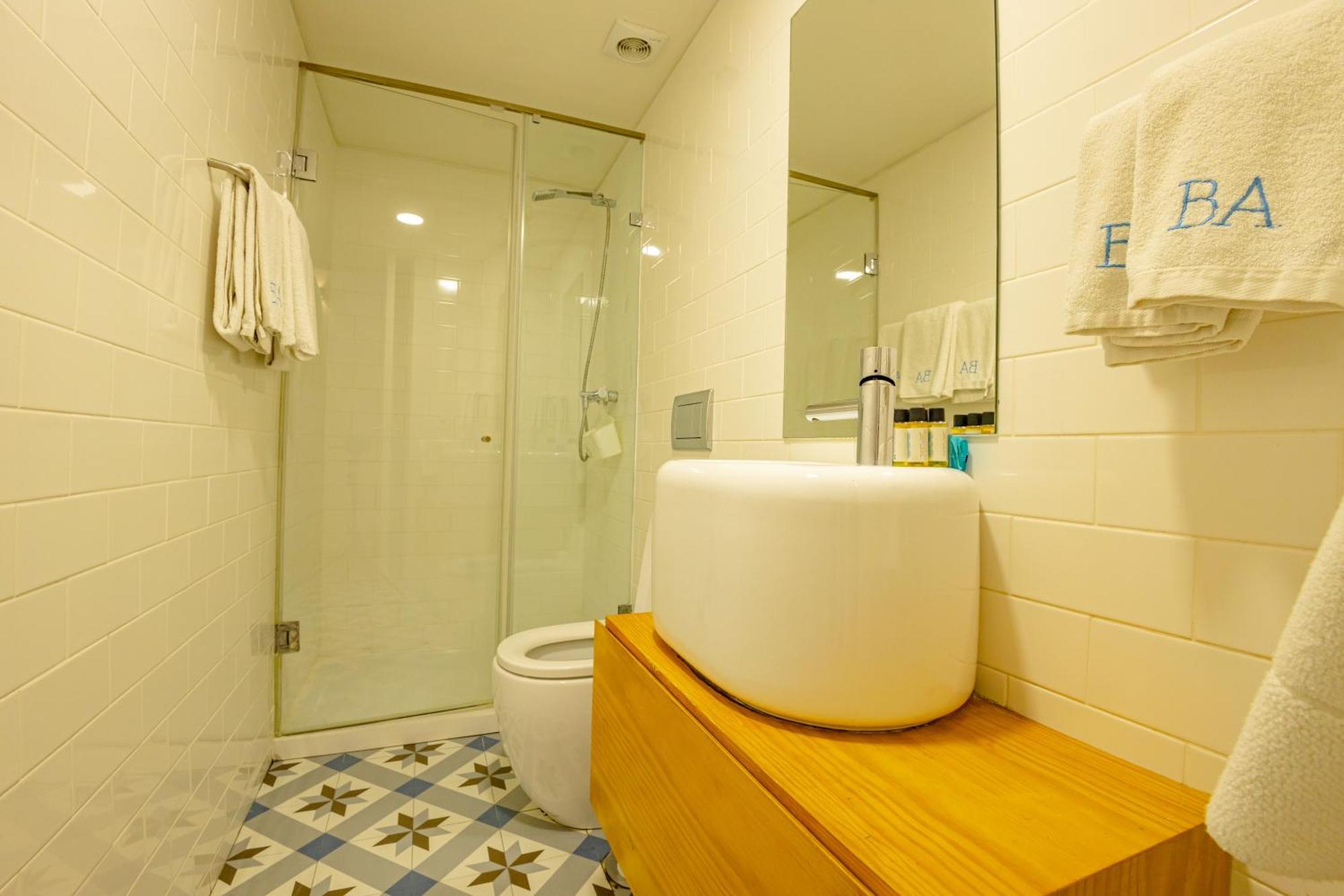Belas Artes Apartments Porto Luaran gambar