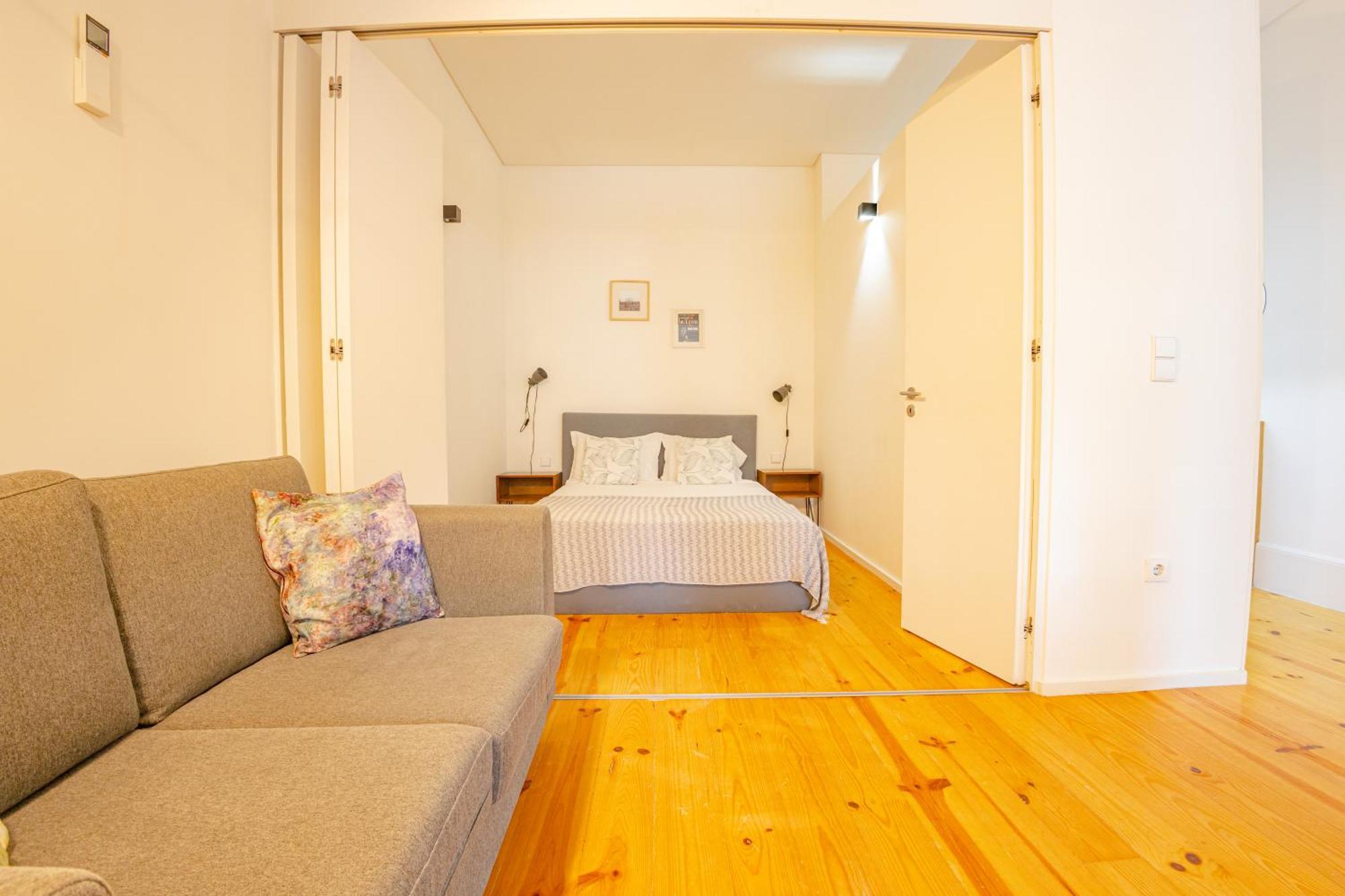 Belas Artes Apartments Porto Luaran gambar