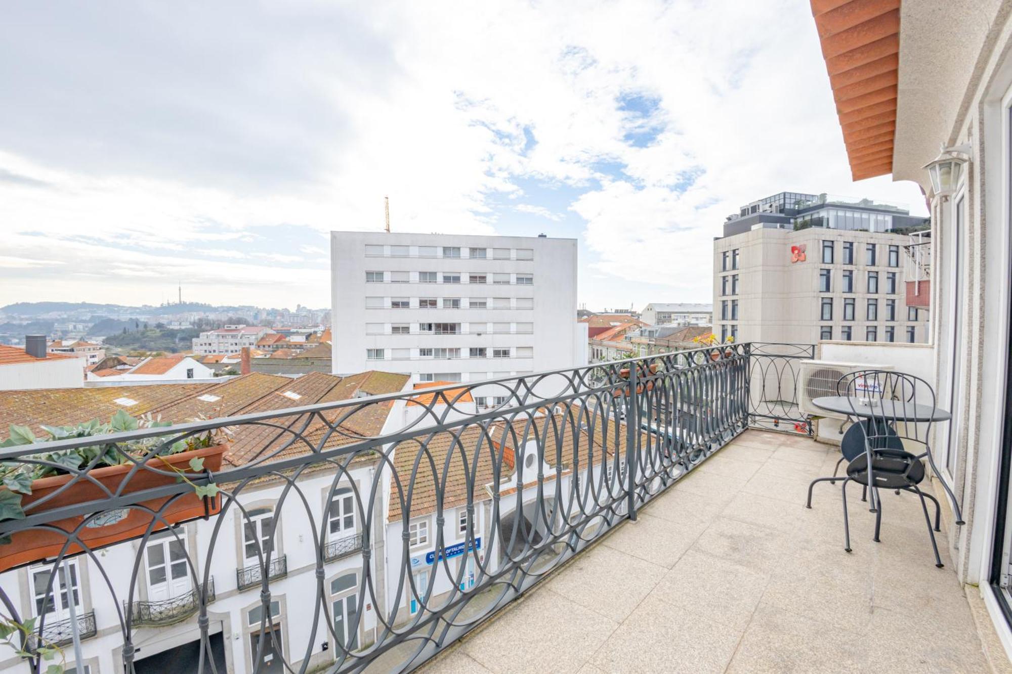 Belas Artes Apartments Porto Luaran gambar
